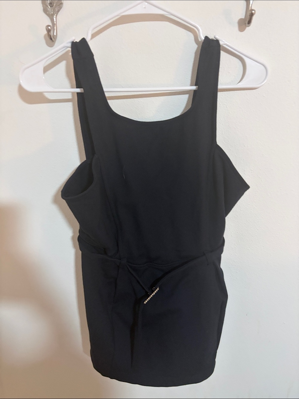 Maeve Minimal Black top